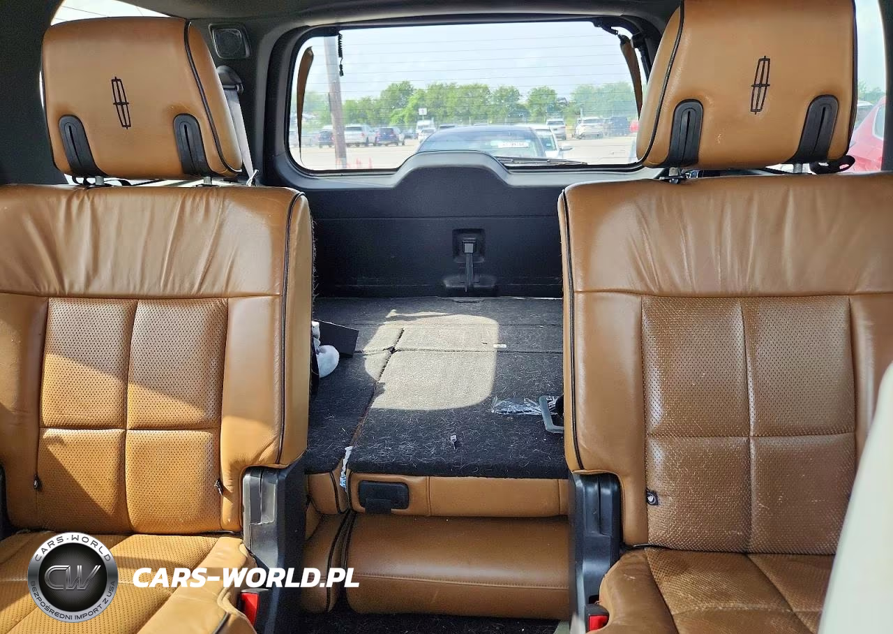 2011 Lincoln Navigator VIN:5LMJJ2H55BEJ01384 - 10