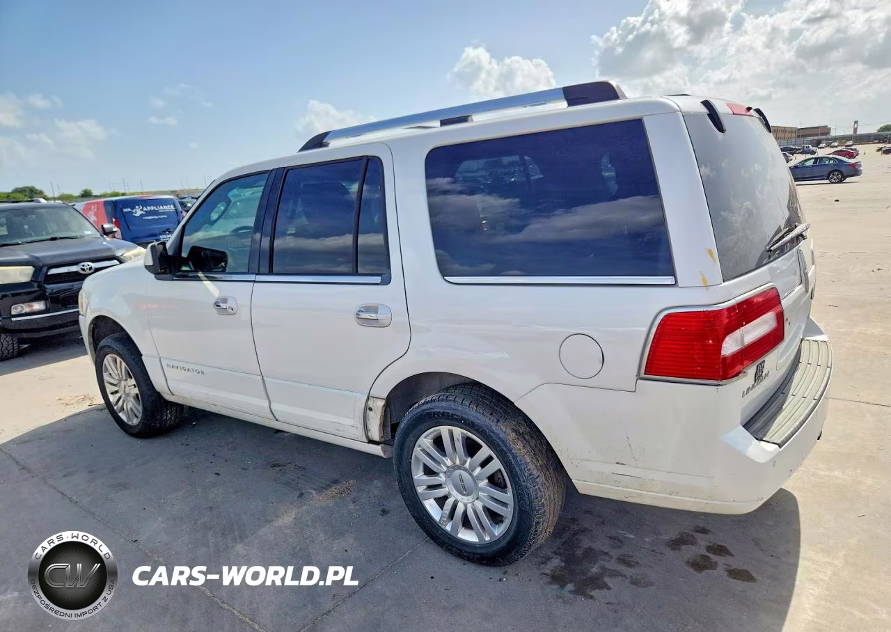 2011 Lincoln Navigator VIN:5LMJJ2H55BEJ01384 - 2