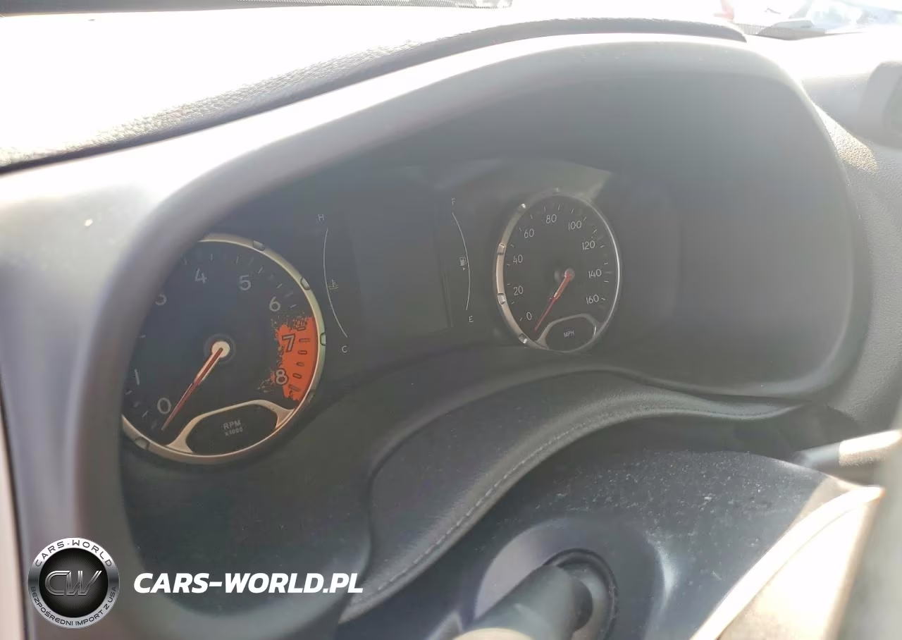 2016 Jeep Renegade Latitude VIN:ZACCJBBTXGPD25613 - 9