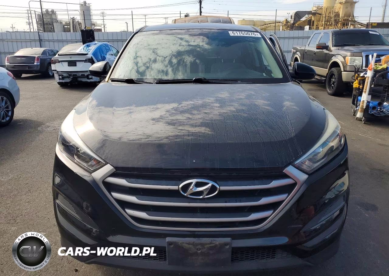 2018 Hyundai Tucson Se VIN:KM8J23A47JU700685 - 5