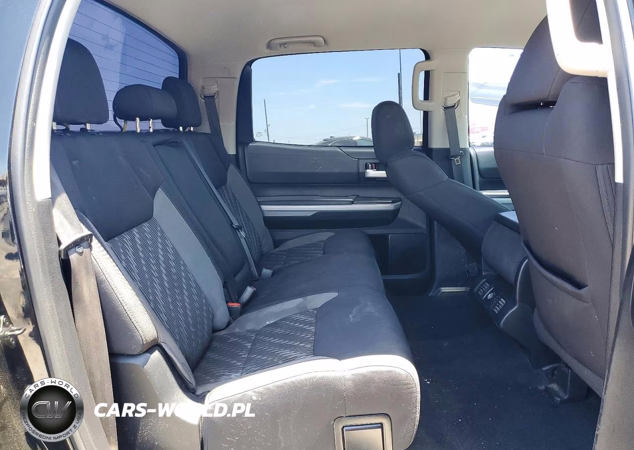 2019 Toyota Tundra Crewmax Sr5 VIN:5TFEY5F18KX250575 - 10
