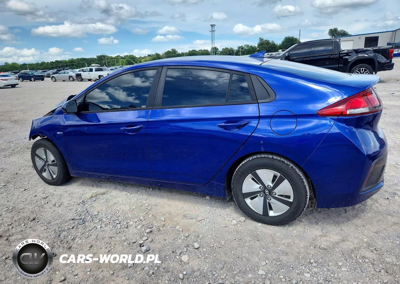 2020 Hyundai Ioniq Blue VIN:KMHC65LC7LU227709 - 2
