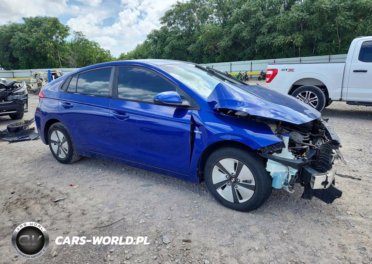 2020 Hyundai Ioniq Blue VIN:KMHC65LC7LU227709 - 4
