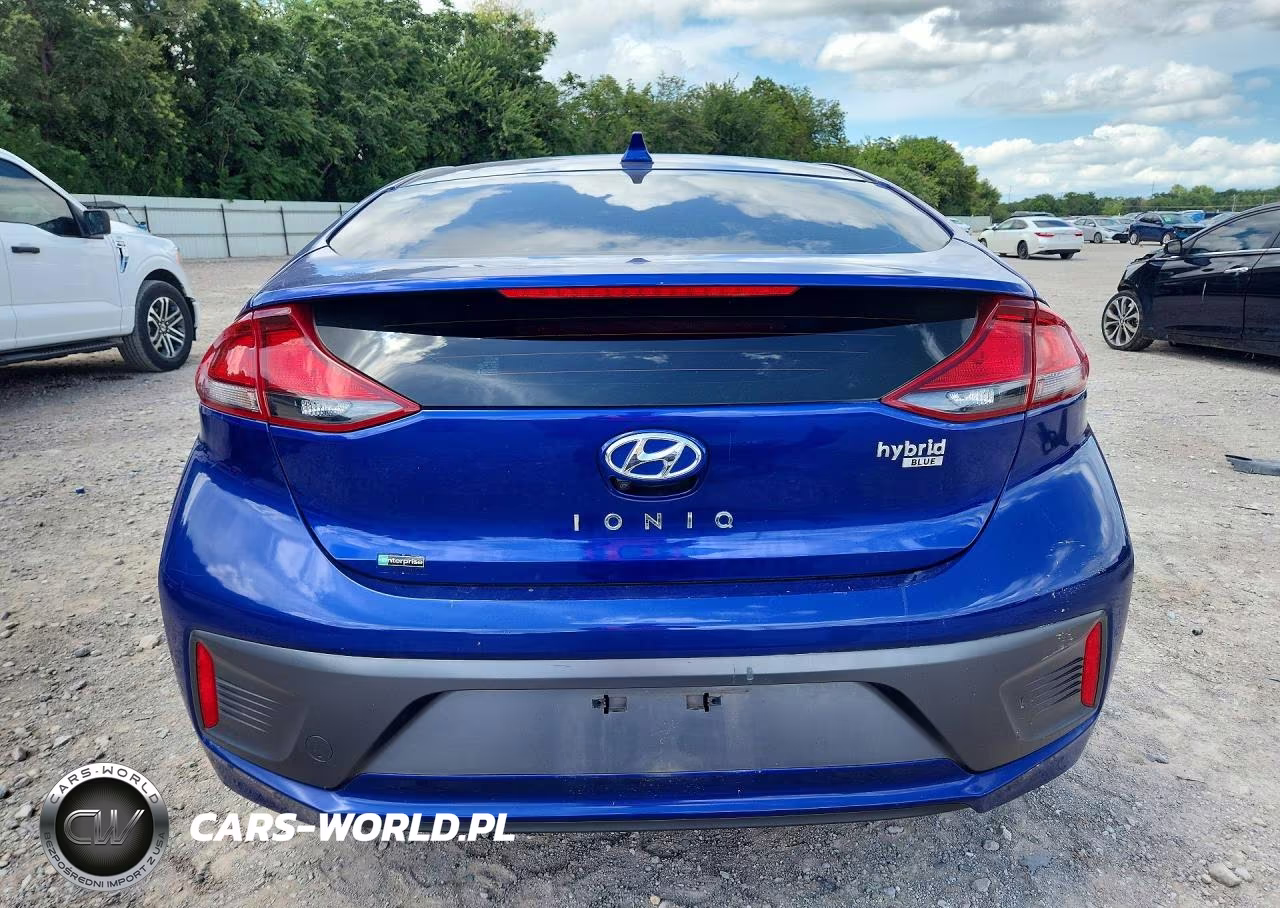 2020 Hyundai Ioniq Blue VIN:KMHC65LC7LU227709 - 6