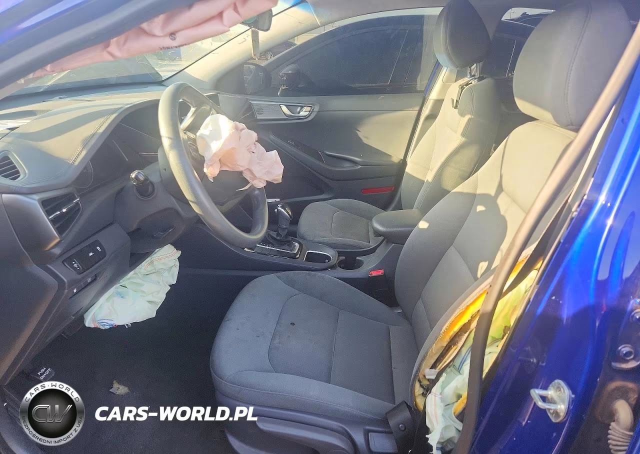 2020 Hyundai Ioniq Blue VIN:KMHC65LC7LU227709 - 7