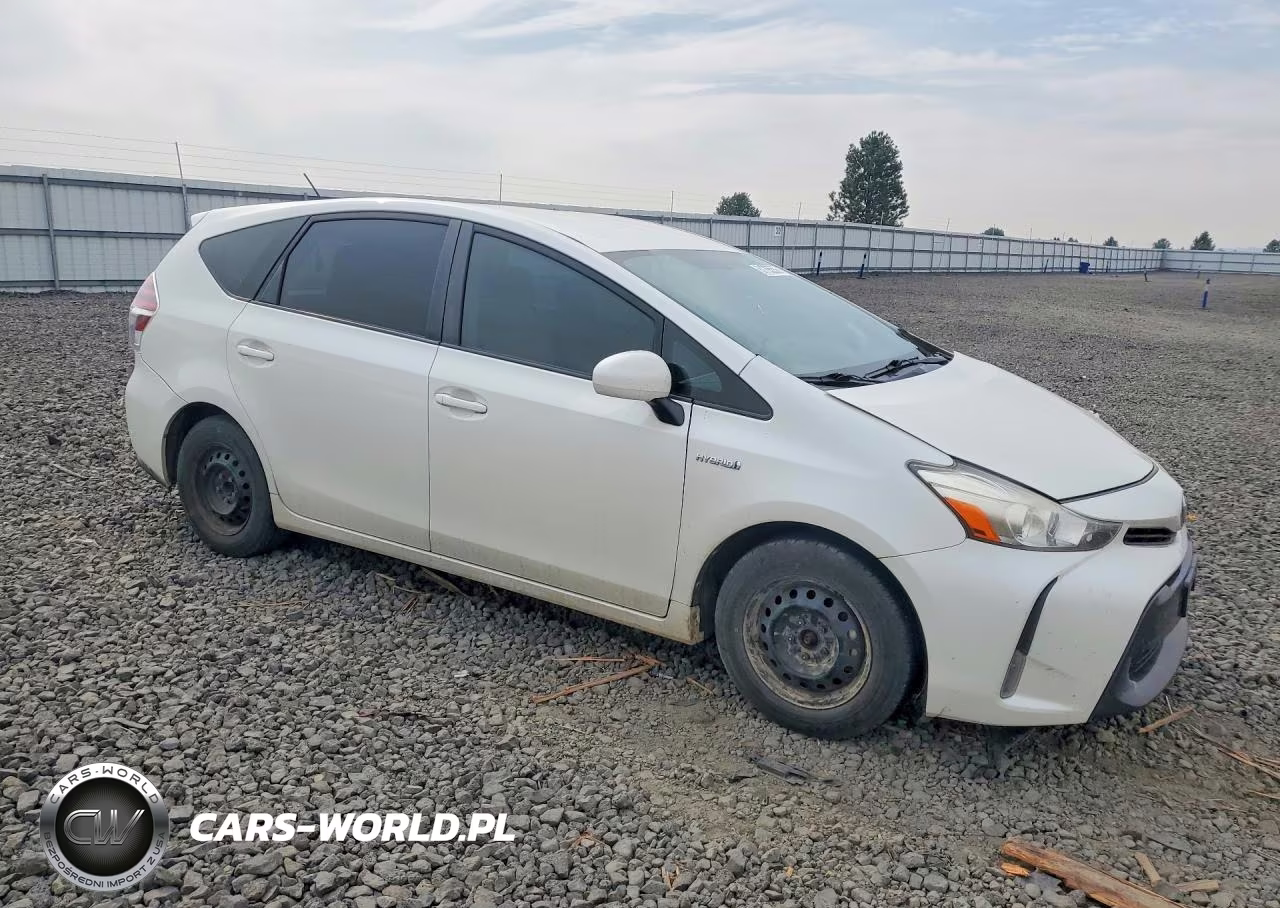 2016 Toyota Prius V Three VIN:JTDZN3EU3GJ047257 - 4