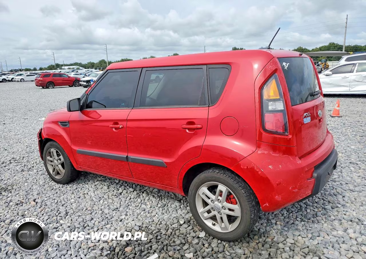 2011 Kia Soul + VIN:KNDJT2A23B7304005 - 2