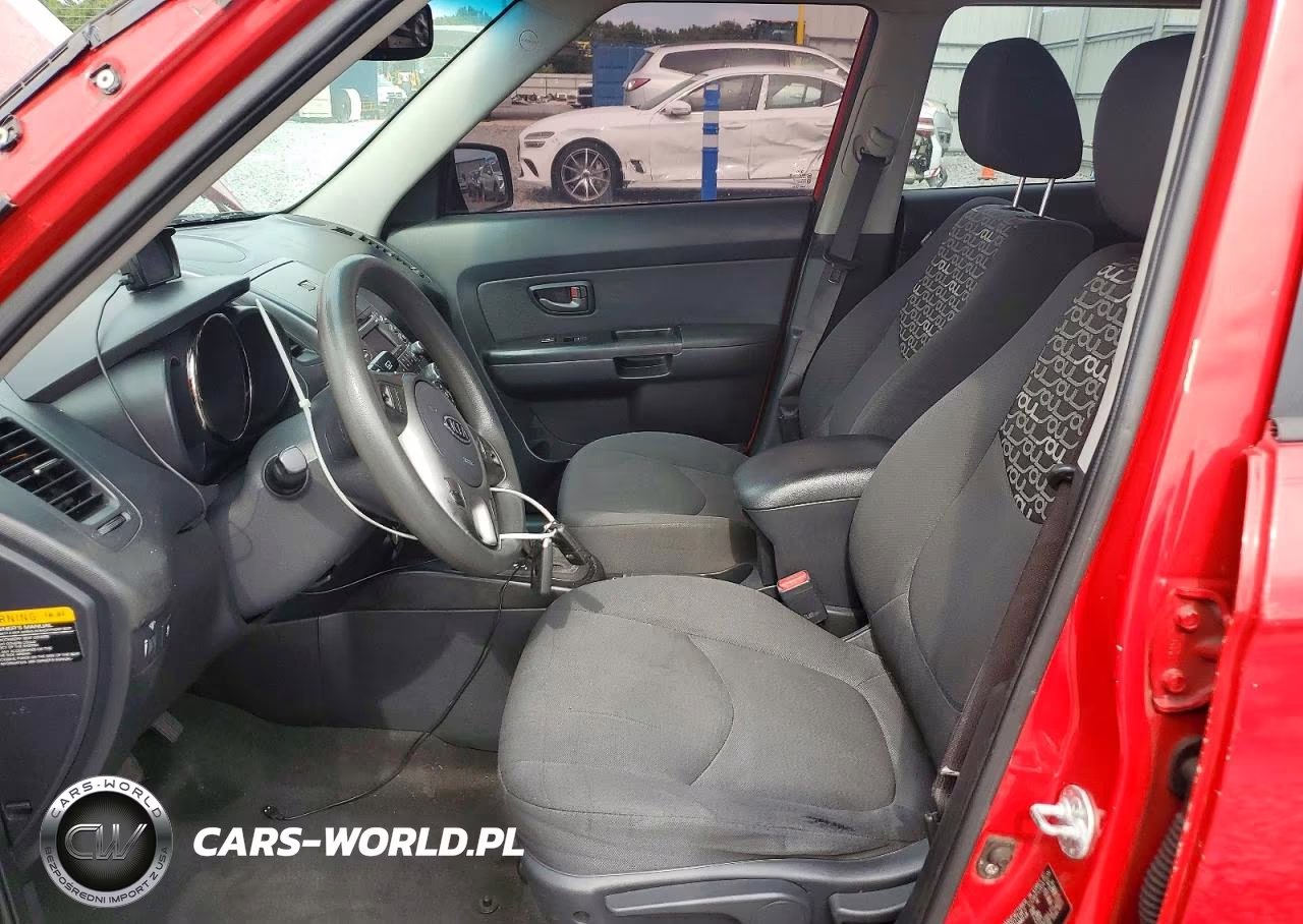 2011 Kia Soul + VIN:KNDJT2A23B7304005 - 7
