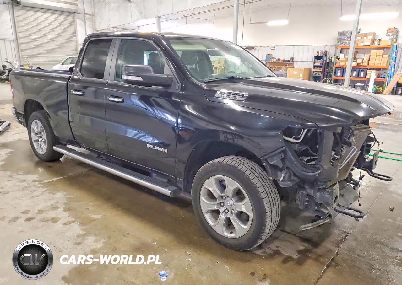 2020 Ram 1500 Big Horn-Lone Star VIN:1C6SRFBT8LN201555 - 4