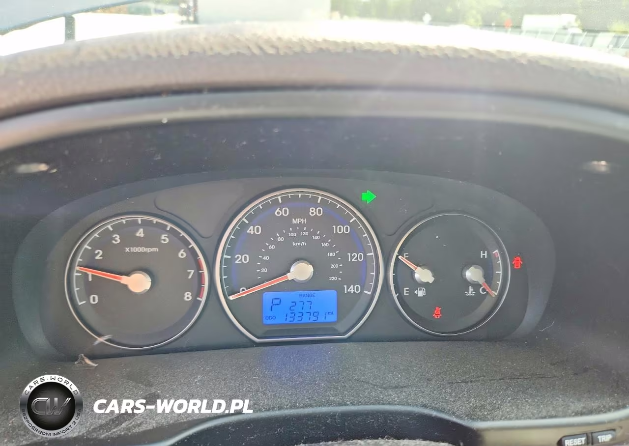 2011 Hyundai Santa Fe Gls VIN:5XYZG3AB9BG028994 - 9