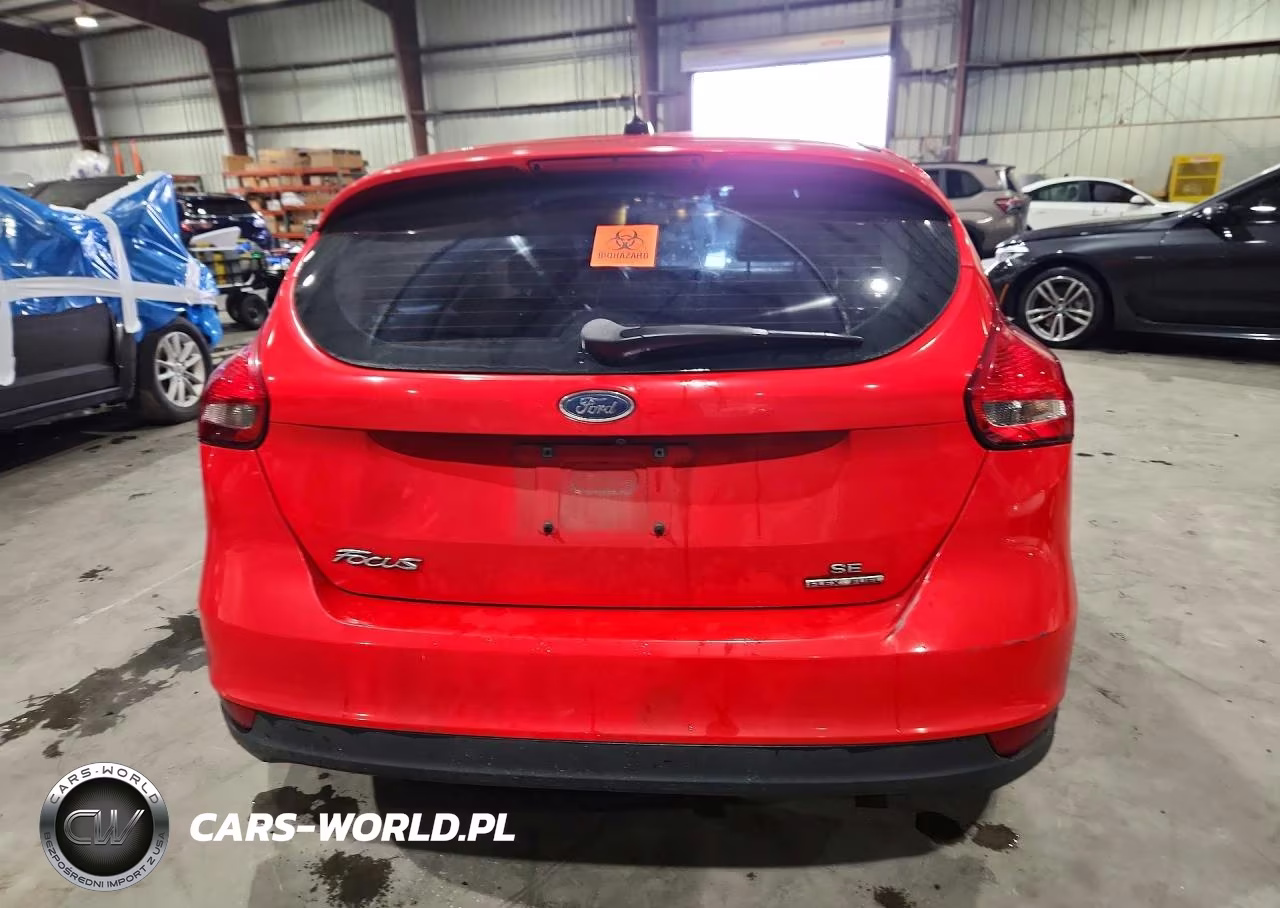 2016 Ford Focus Se VIN:1FADP3K23GL264003 - 6