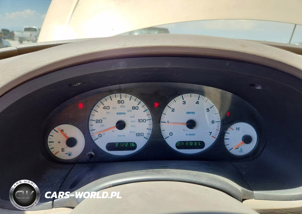 2001 Chrysler Town & Country Lx VIN:2C4GP44371R280075 - 9