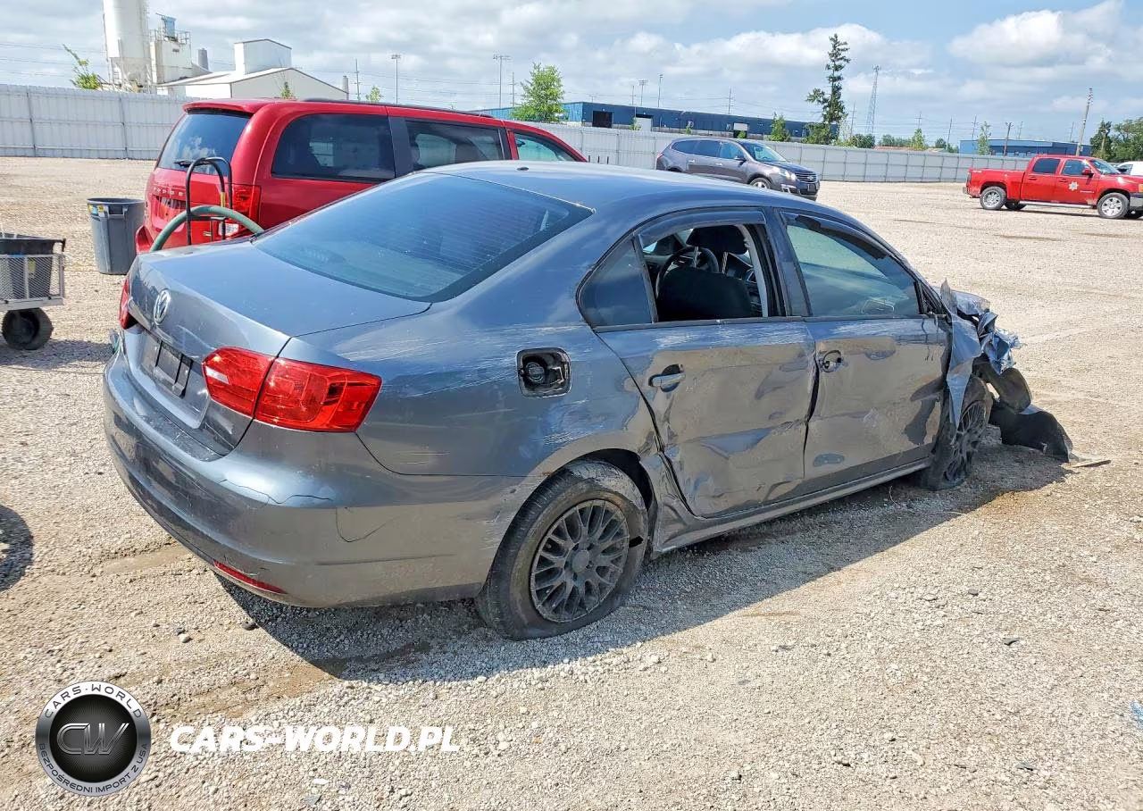 2012 Volkswagen Jetta Base VIN:3VW2K7AJ1CM420965 - 3