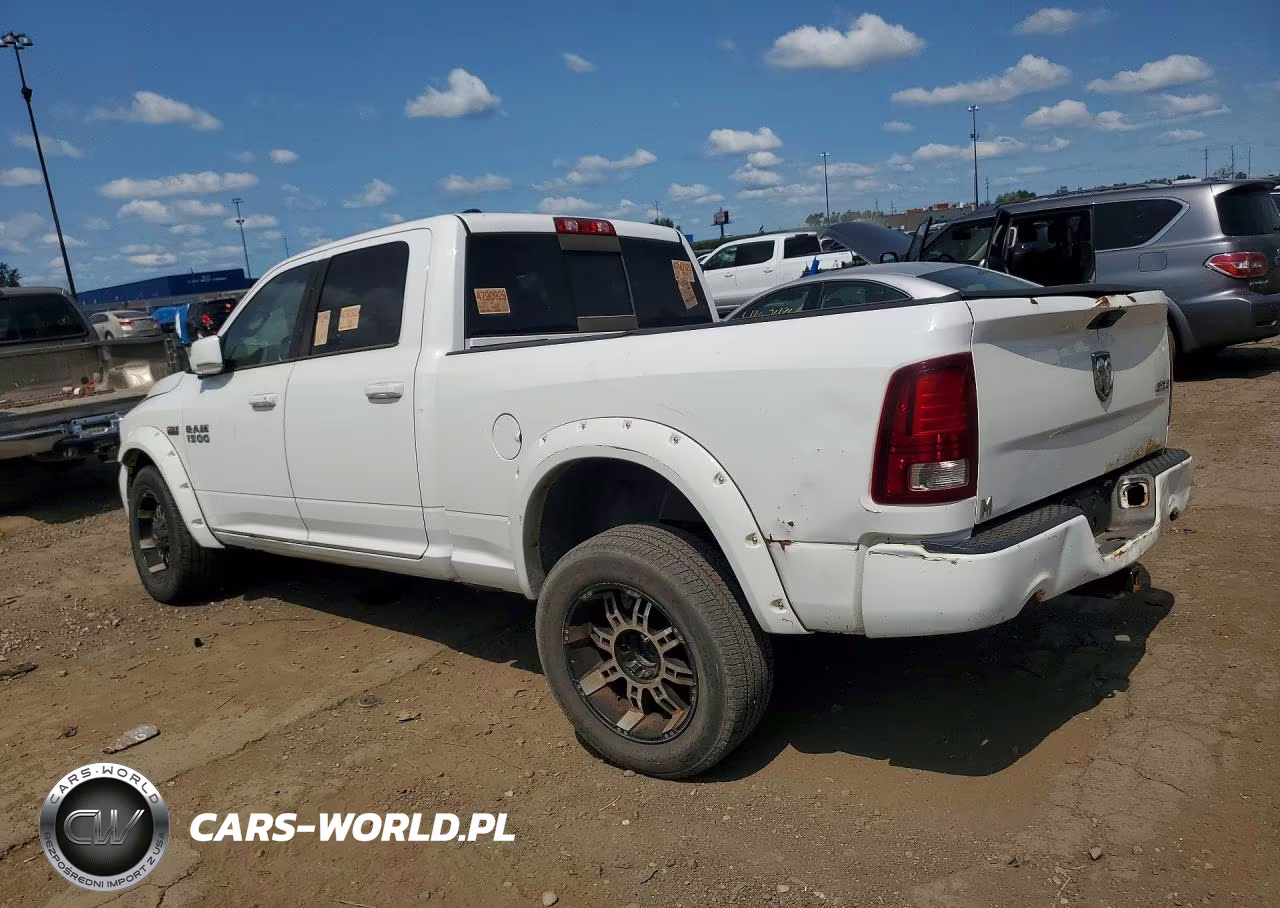 2015 Ram 1500 Sport VIN:1C6RR7UT5FS552303 - 2