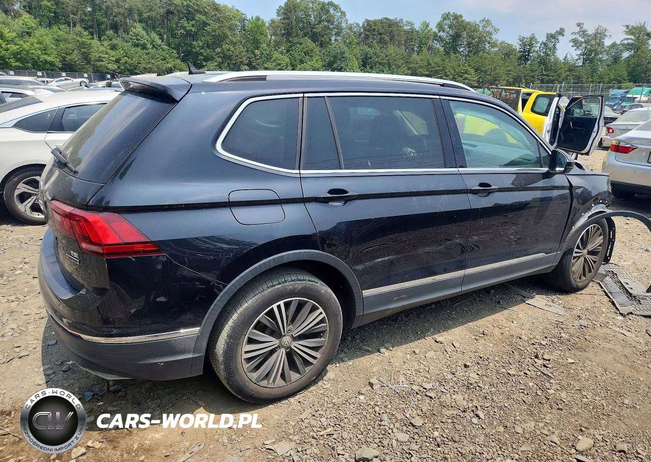 2018 Volkswagen Tiguan Se VIN:3VV2B7AX2JM016157 - 3