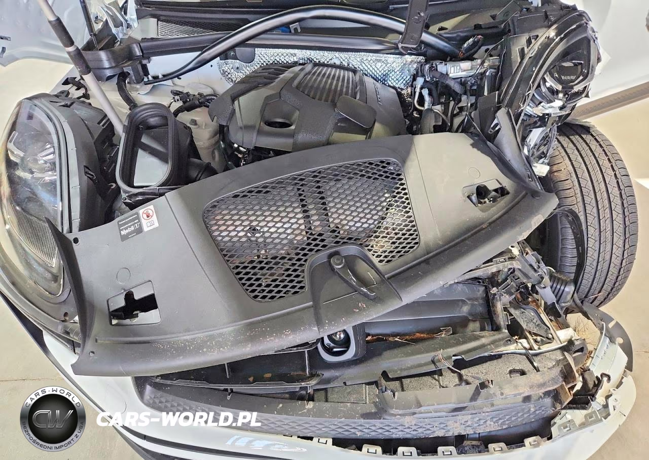 2026 Porsche Macan T VIN:WP1AA2A57TLB14733 - 12