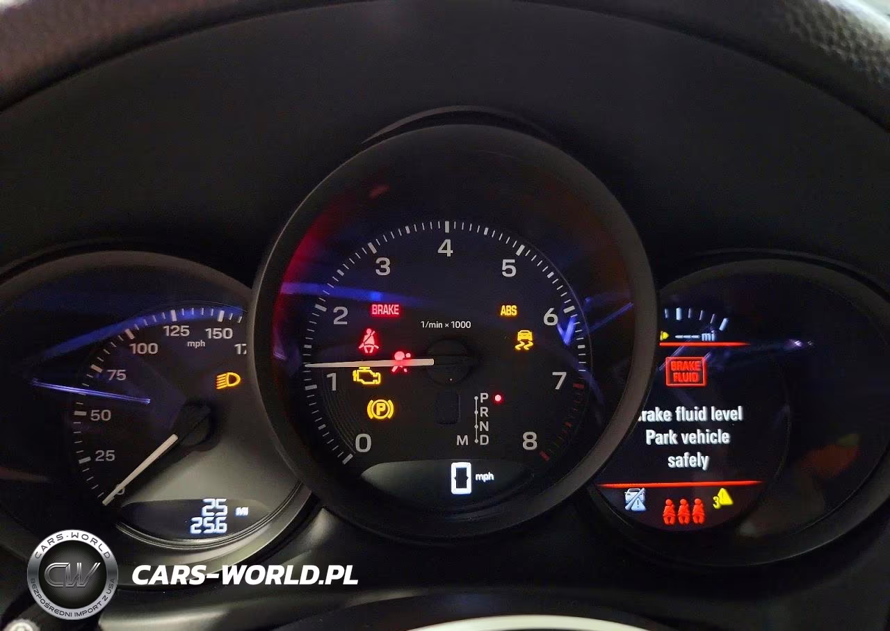 2026 Porsche Macan T VIN:WP1AA2A57TLB14733 - 9