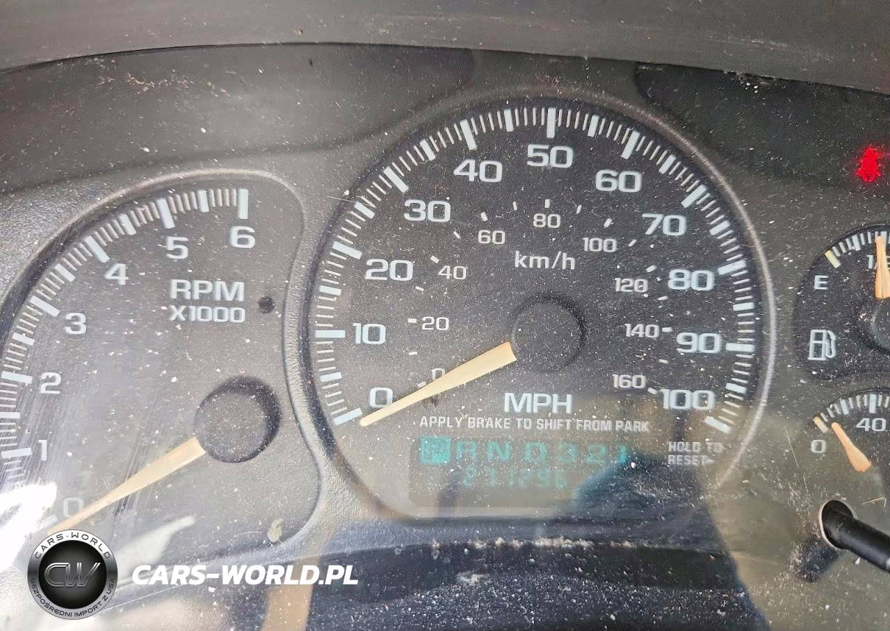 2002 Chevrolet Tahoe K1500 VIN:1GNEK13T12J106313 - 9