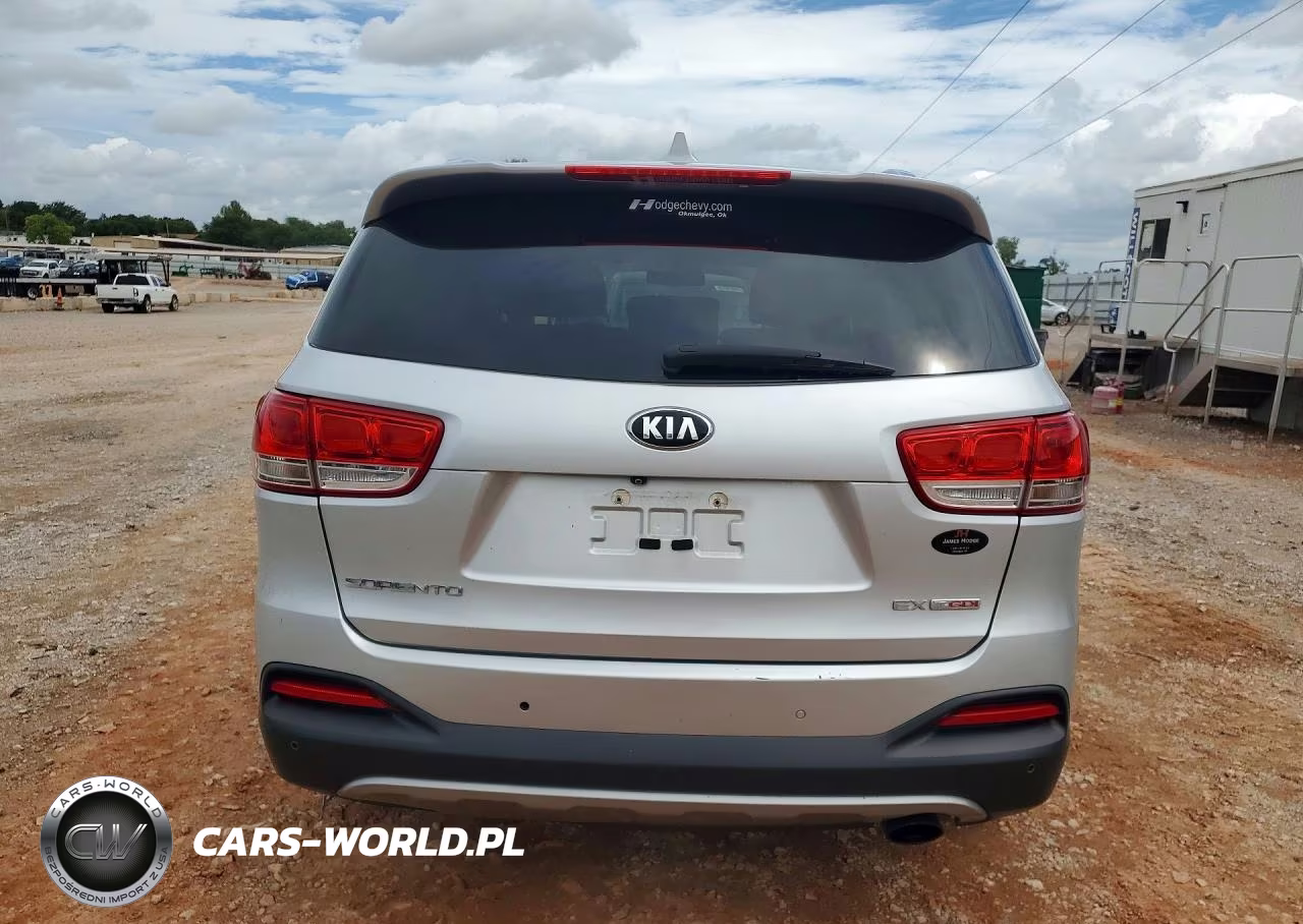 2017 Kia Sorento Ex VIN:5XYPH4A12HG276899 - 6