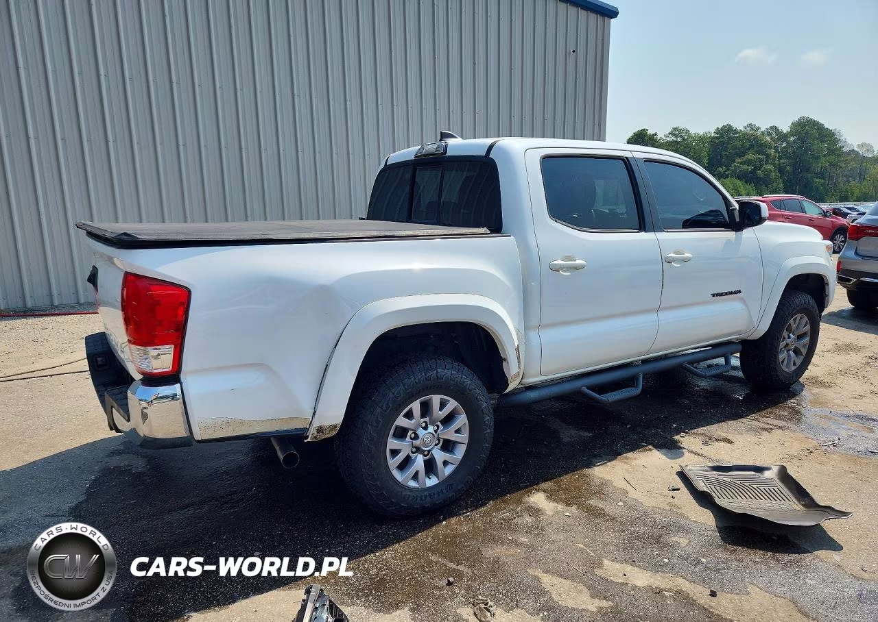 2017 Toyota Tacoma Sr5 V6 VIN:5TFAZ5CN6HX040813 - 3