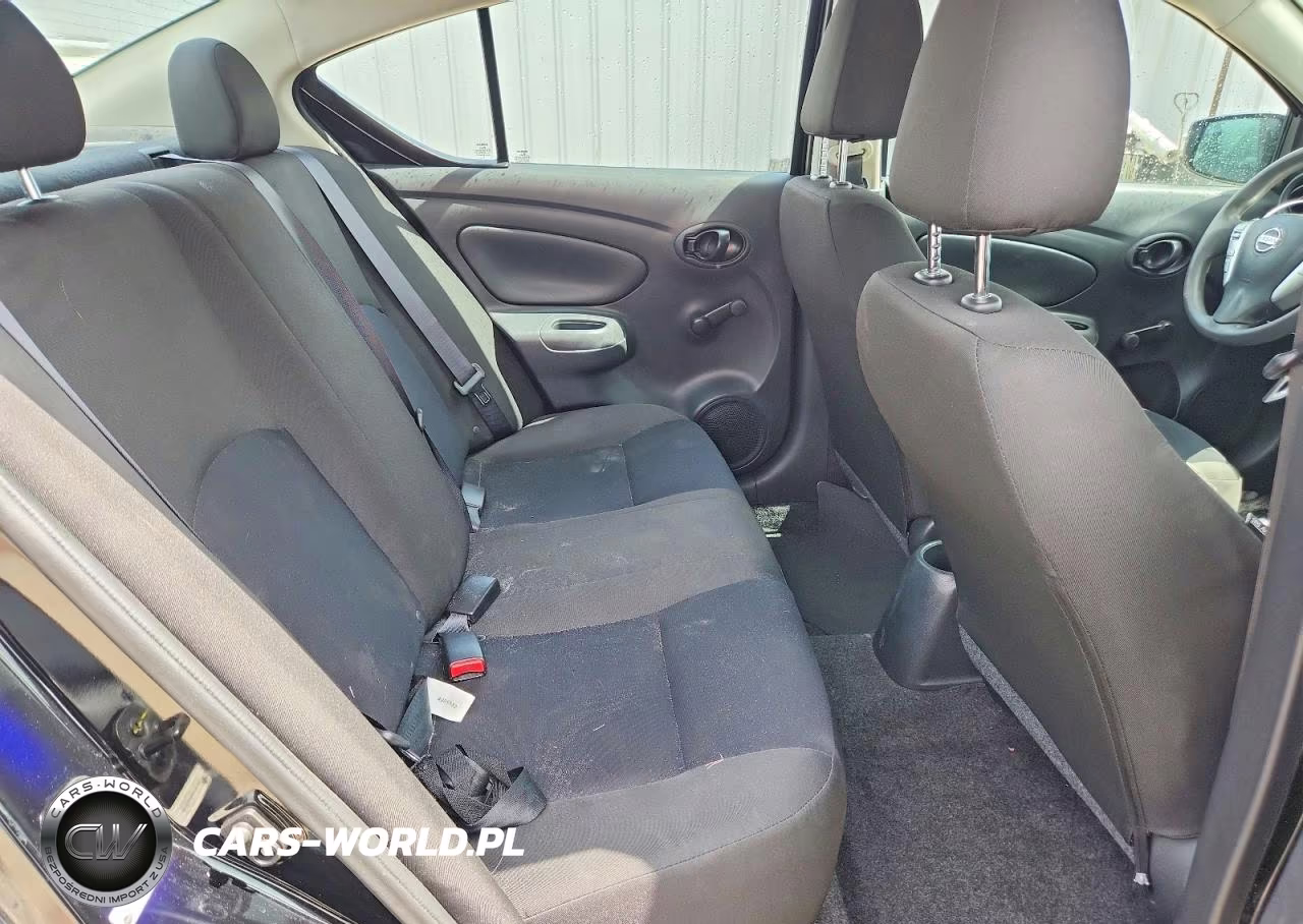 2018 Nissan Versa S Plus VIN:3N1CN7AP5JL835392 - 10