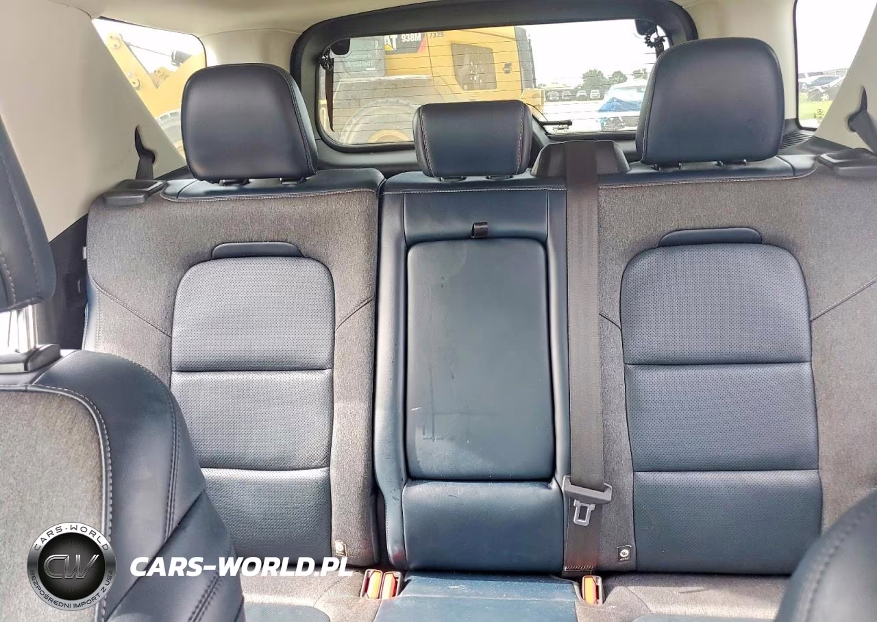 2021 Ford Bronco Sport Outer Banks VIN:3FMCR9C61MRA71619 - 10