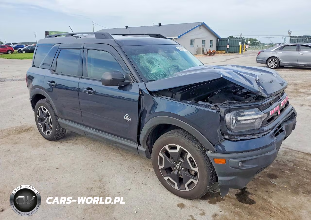2021 Ford Bronco Sport Outer Banks VIN:3FMCR9C61MRA71619 - 4