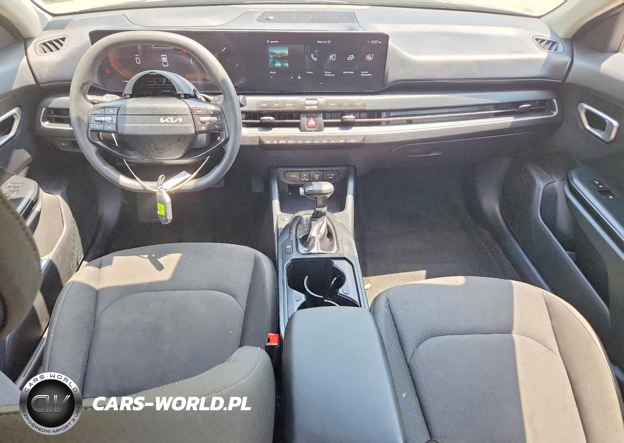 2026 Kia K4 Lx VIN:3KPFT4DE7TE343558 - 8
