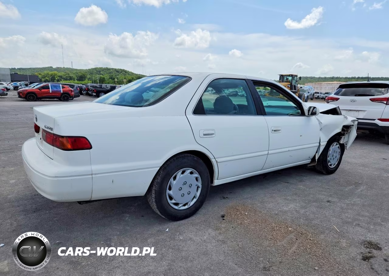 1999 Toyota Camry Ce VIN:4T1BG22K6XU587866 - 3
