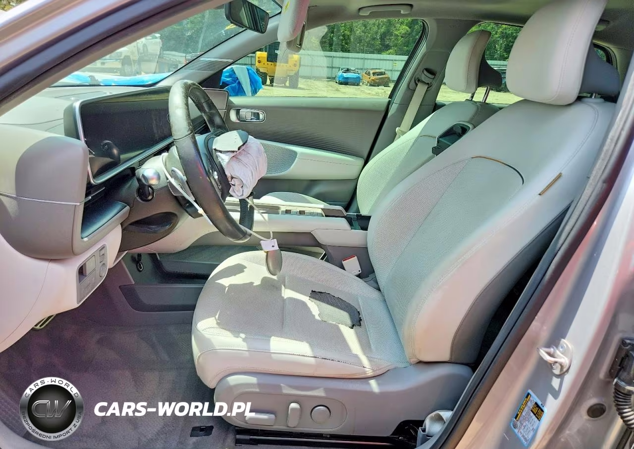 2023 Hyundai Ioniq 6 Limited VIN:KMHM54AC7PA049134 - 7