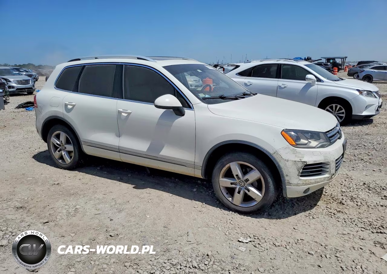 2012 Volkswagen Touareg V6 Tdi VIN:WVGFK9BPXCD005038 - 4