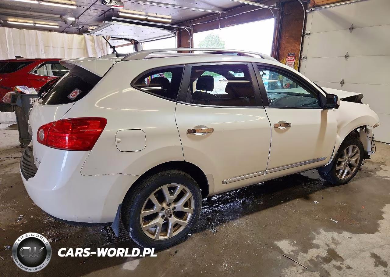 2012 Nissan Rogue S VIN:JN8AS5MV0CW413253 - 3