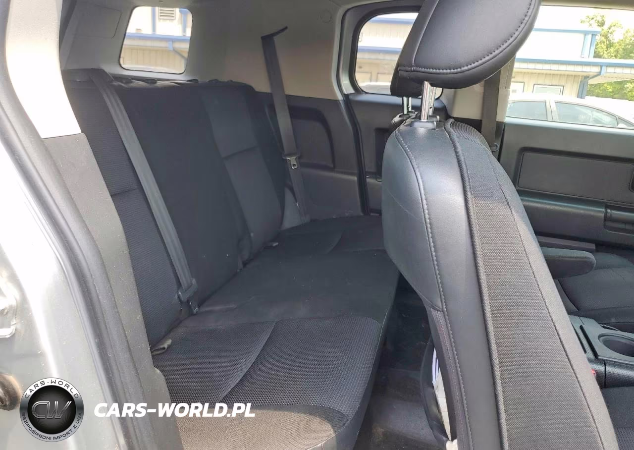 2007 Toyota Fj Cruiser Base VIN:JTEBU11F070073333 - 11
