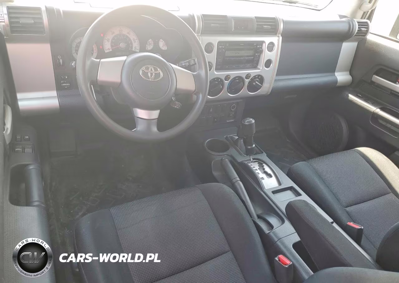 2007 Toyota Fj Cruiser Base VIN:JTEBU11F070073333 - 8