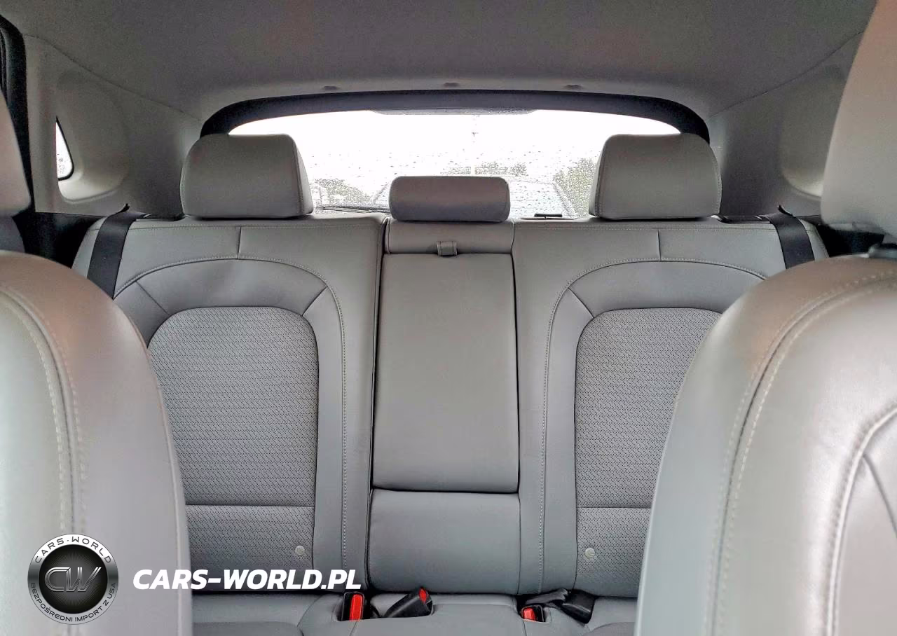 2021 Hyundai Kona Limited VIN:KM8K3CA53MU745928 - 10