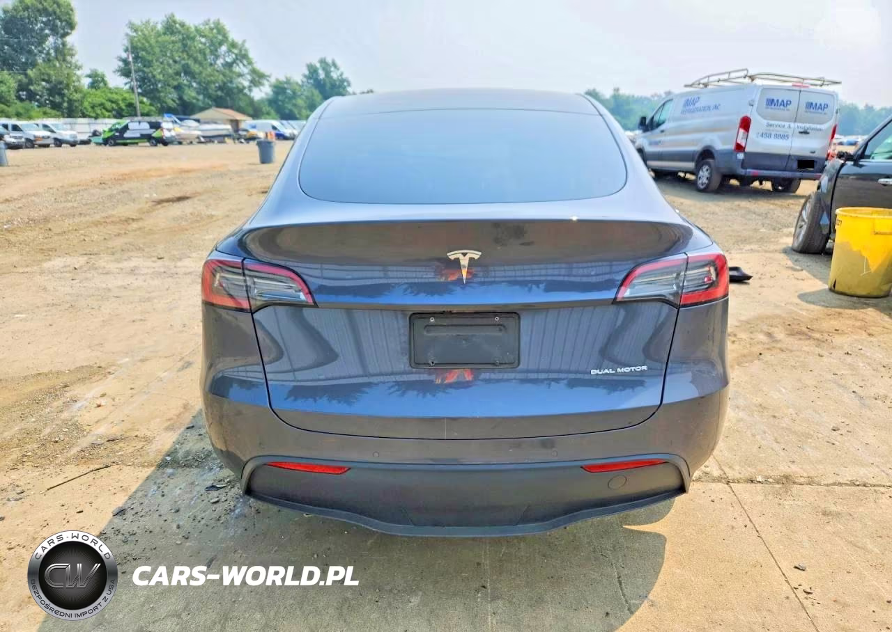 2022 Tesla Model Y VIN:7SAYGDEE1NA016940 - 6