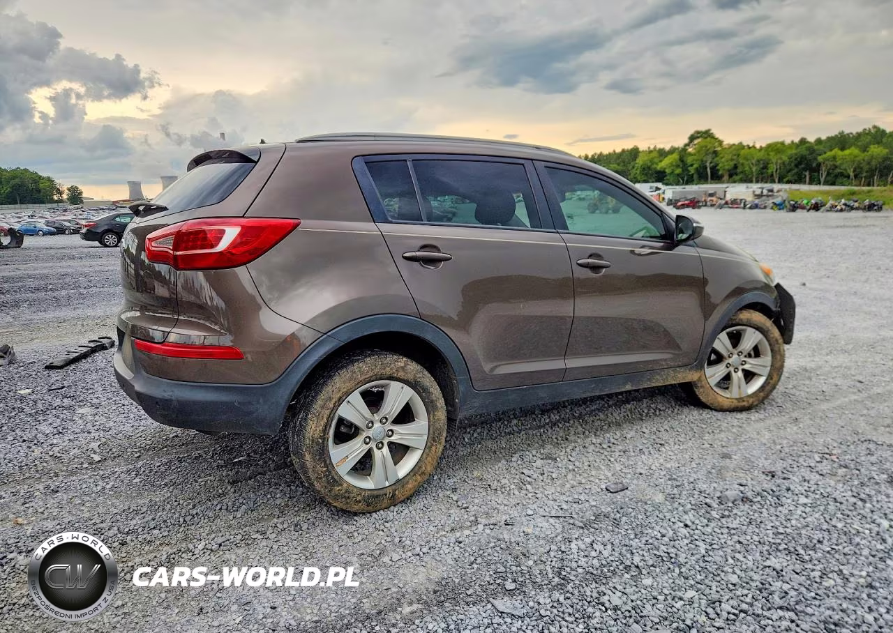 2011 Kia Sportage Lx VIN:KNDPB3A28B7017374 - 3