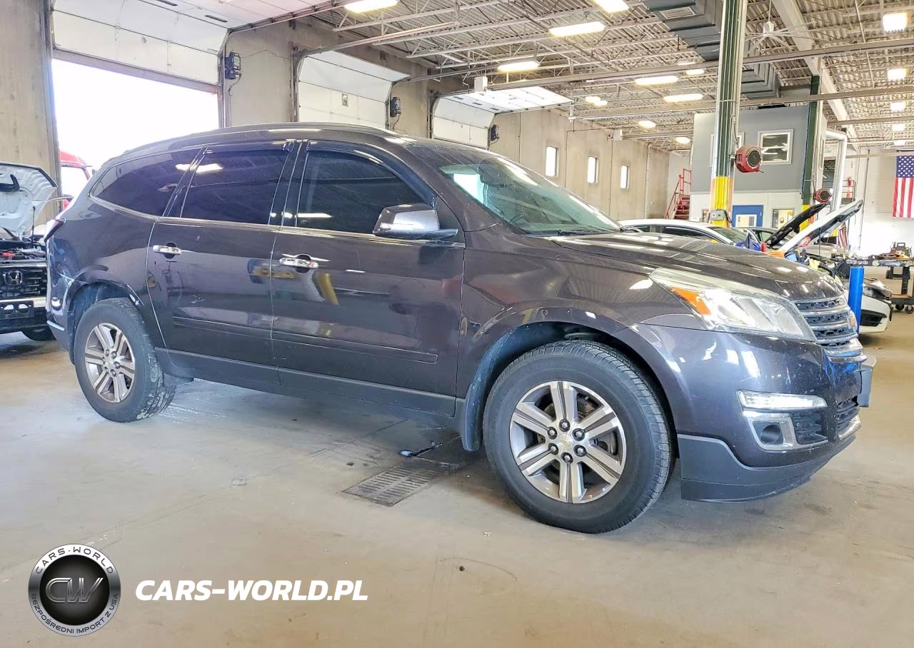 2017 Chevrolet Traverse Lt VIN:1GNKVGKD7HJ138313 - 4