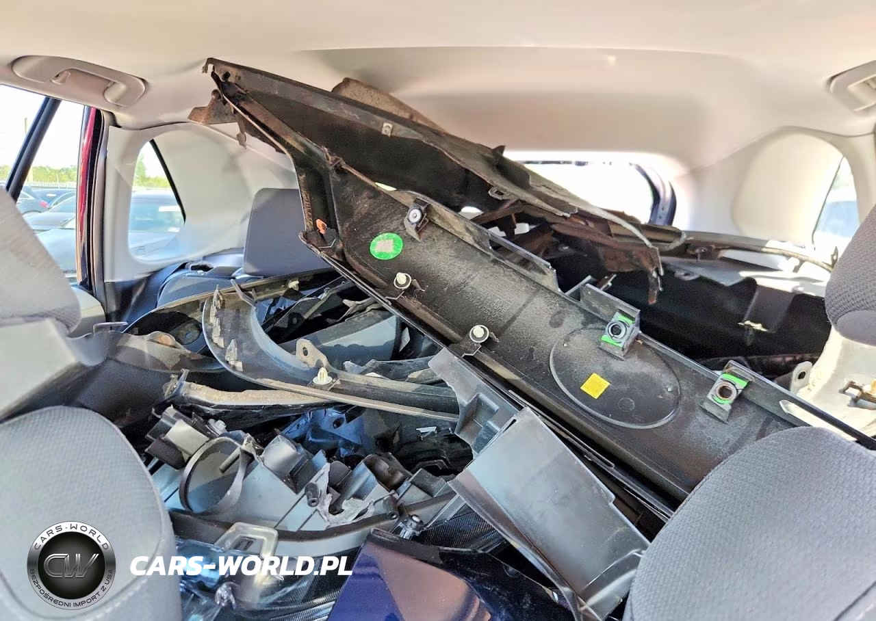 2019 Toyota Rav4 Xle VIN:2T3P1RFV9KW008549 - 10
