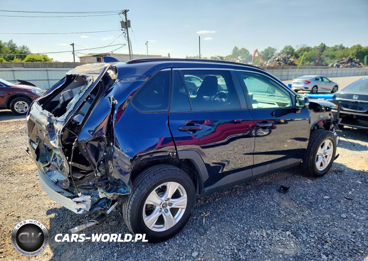 2019 Toyota Rav4 Xle VIN:2T3P1RFV9KW008549 - 3