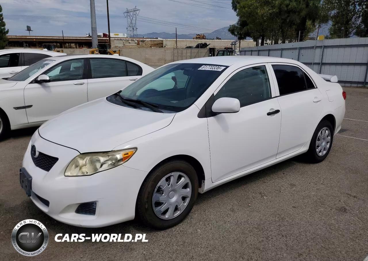 2010 Toyota Corolla Le – zdjęcie 1 z 12