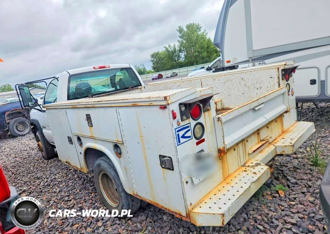 2007 Chevrolet Silverado C3500 VIN:1GBJC34U37E182174 - 2