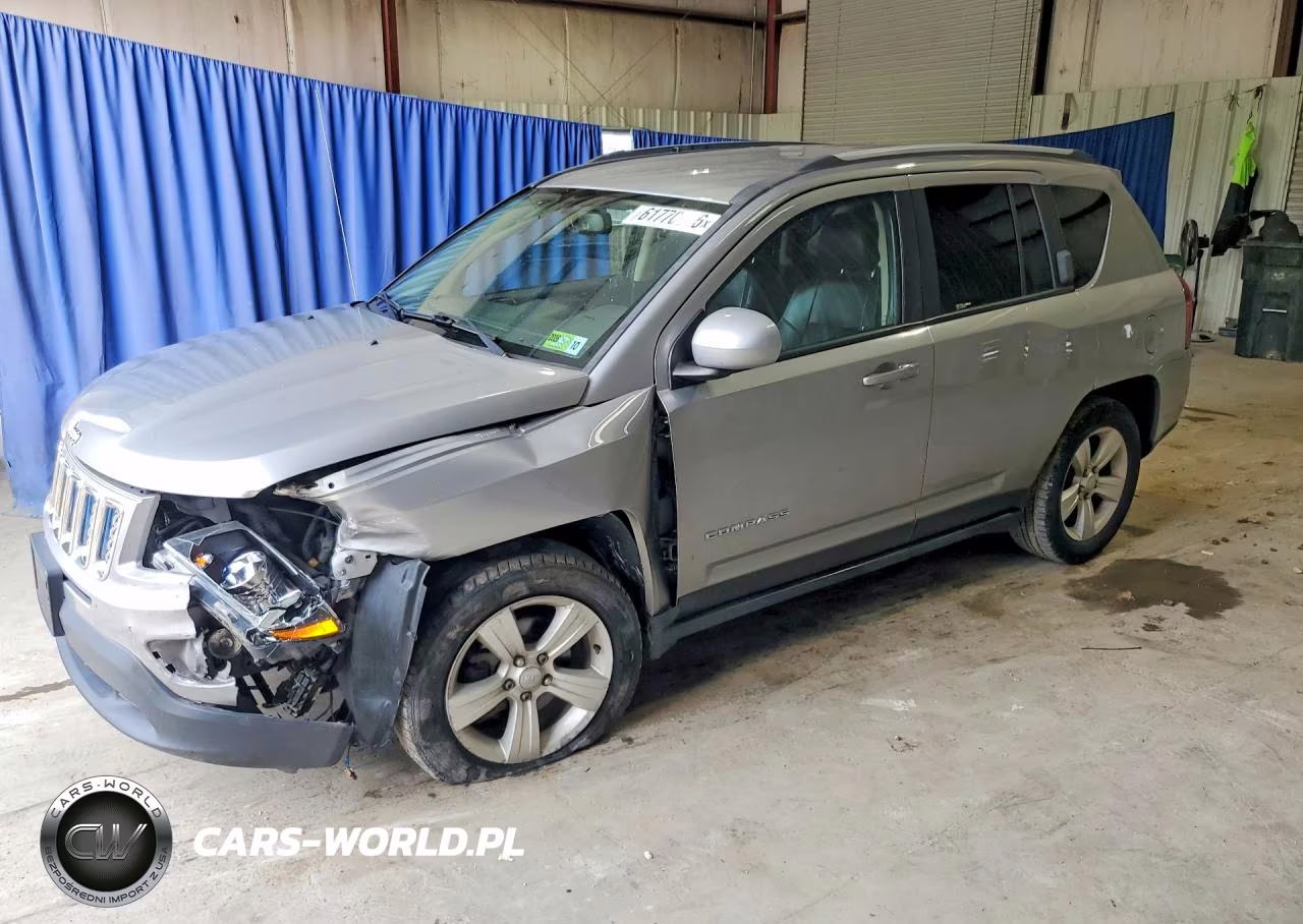 2017 Jeep Compass Latitude – zdjęcie 1 z 12