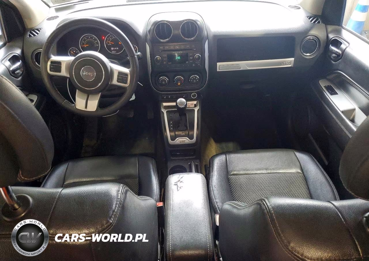 2017 Jeep Compass Latitude VIN:1C4NJDEB4HD107836 - 8