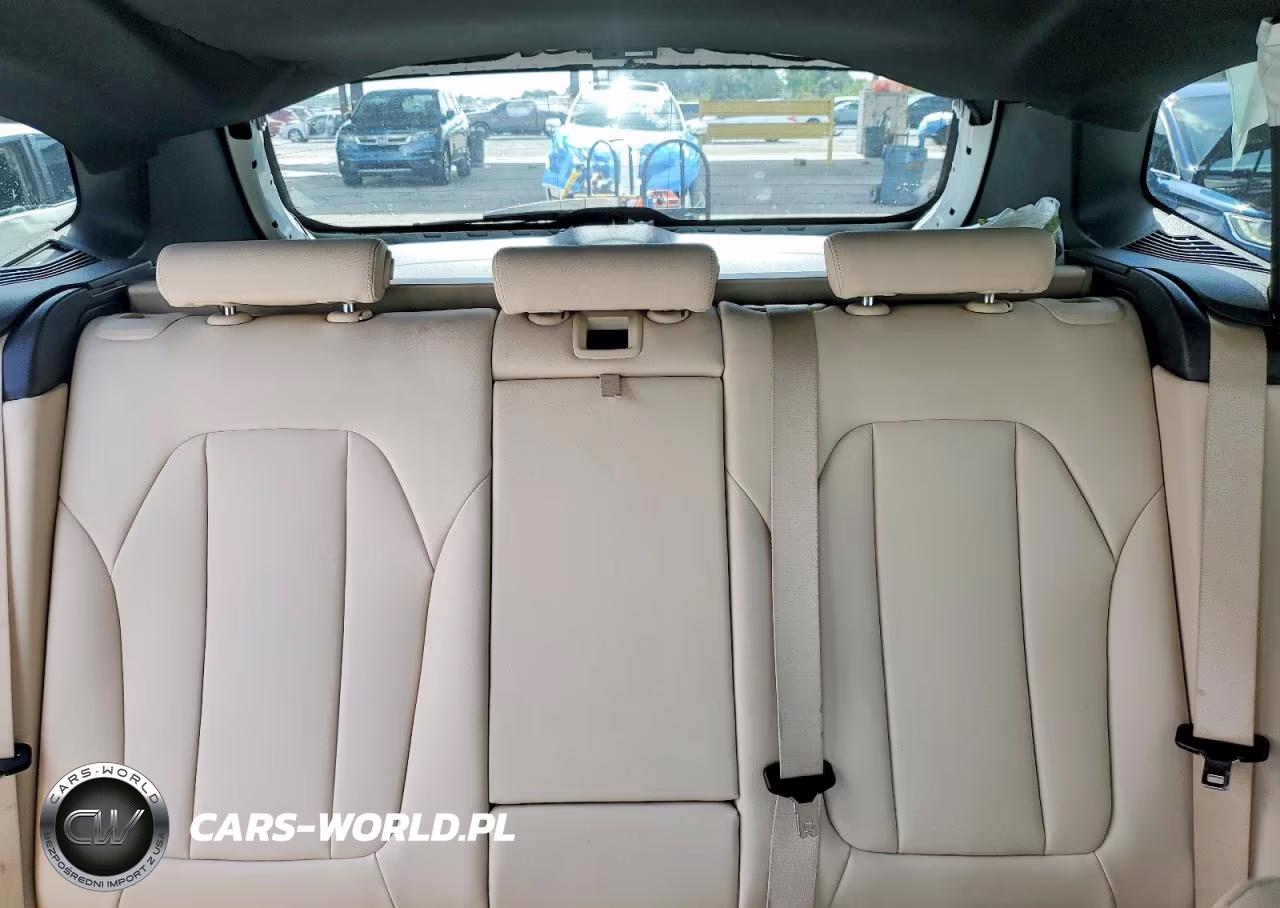 2018 BMW X3 xDrive30I VIN:5UXTR9C52JLD62279 - 10