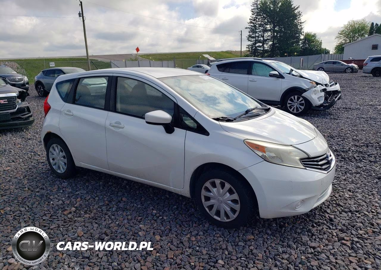 2015 Nissan Versa Note S Plus VIN:3N1CE2CP7FL365678 - 4