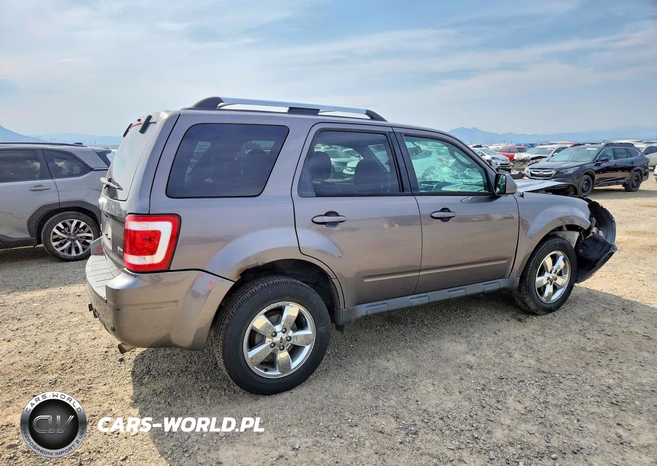 2010 Ford Escape Limited VIN:1FMCU9EG7AKB30242 - 3