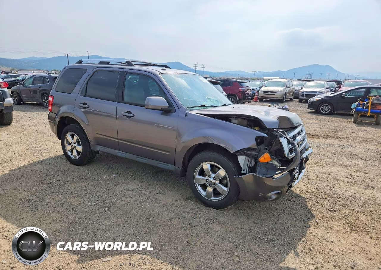 2010 Ford Escape Limited VIN:1FMCU9EG7AKB30242 - 4