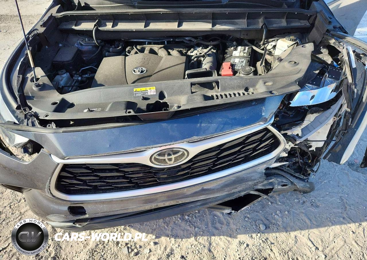 2020 Toyota Highlander L VIN:5TDCZRAH7LS509855 - 12