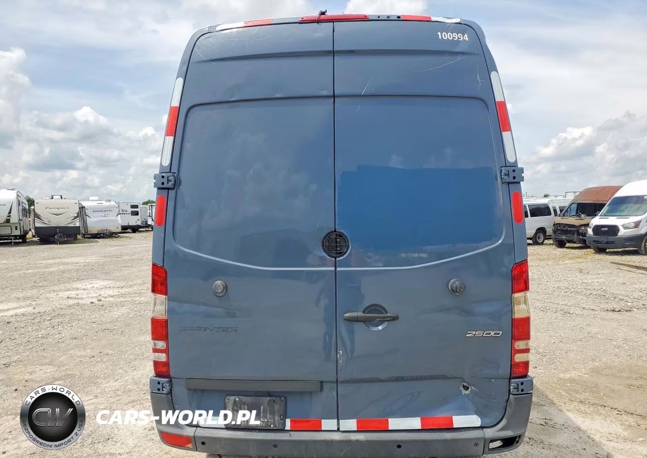 2018 Mercedes-Benz Sprinter 2500 VIN:WD3PE7CD1JP647842 - 6